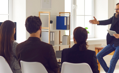 how to be a general manager in sports