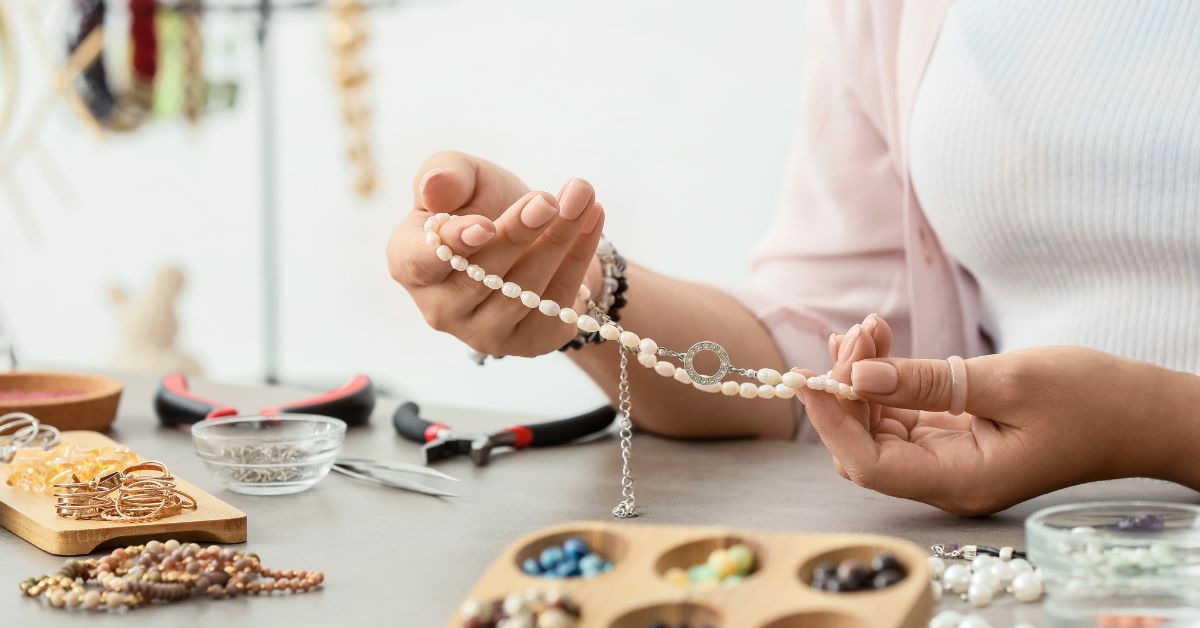 What is the Scope of a Jewelry Design Course