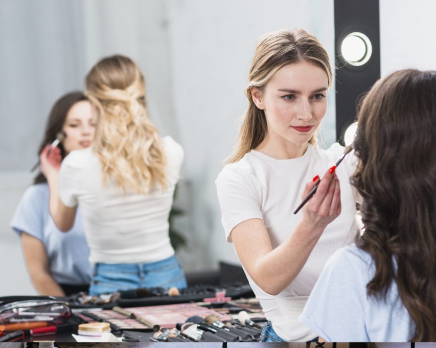 Banner-makeup courses for beginners