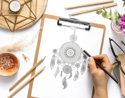 a sketch of a jewelry piece